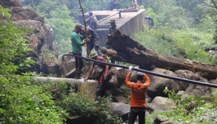 TMMD ke-121 Persembahkan Kemerdekaan, Bangun Perisai Sumber Air Bersih di Desa Kalianan