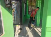 Kejar Target sebelum penutupan, Satgas TMMD 126 Lanjutkan finishing Cat Musala Nurul Huda