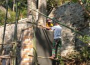 Satgas TMMD 126 Desa Petungsinarang Kejar Pembangunan Gapura Sebagai Simbol Utama