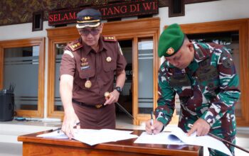 Sinergi TNI dan Kejaksaan Negeri Pacitan Gelar Perjanjian Serta Apel Kesiapan Pengamanan Kajati dan Kajari Se Jatim