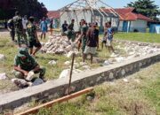 Sinergi TNI dan Warga Moain Bangun Fasilitas Olahraga di Samping SDN Moain
