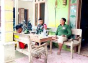Menganyam Kebersamaan di Teras Desa: Cara Babinsa Kesongo Rangkul Warga Sukseskan TMMD 129 Bojonegoro
